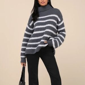 Lulus Grey And White Stripped Sweater